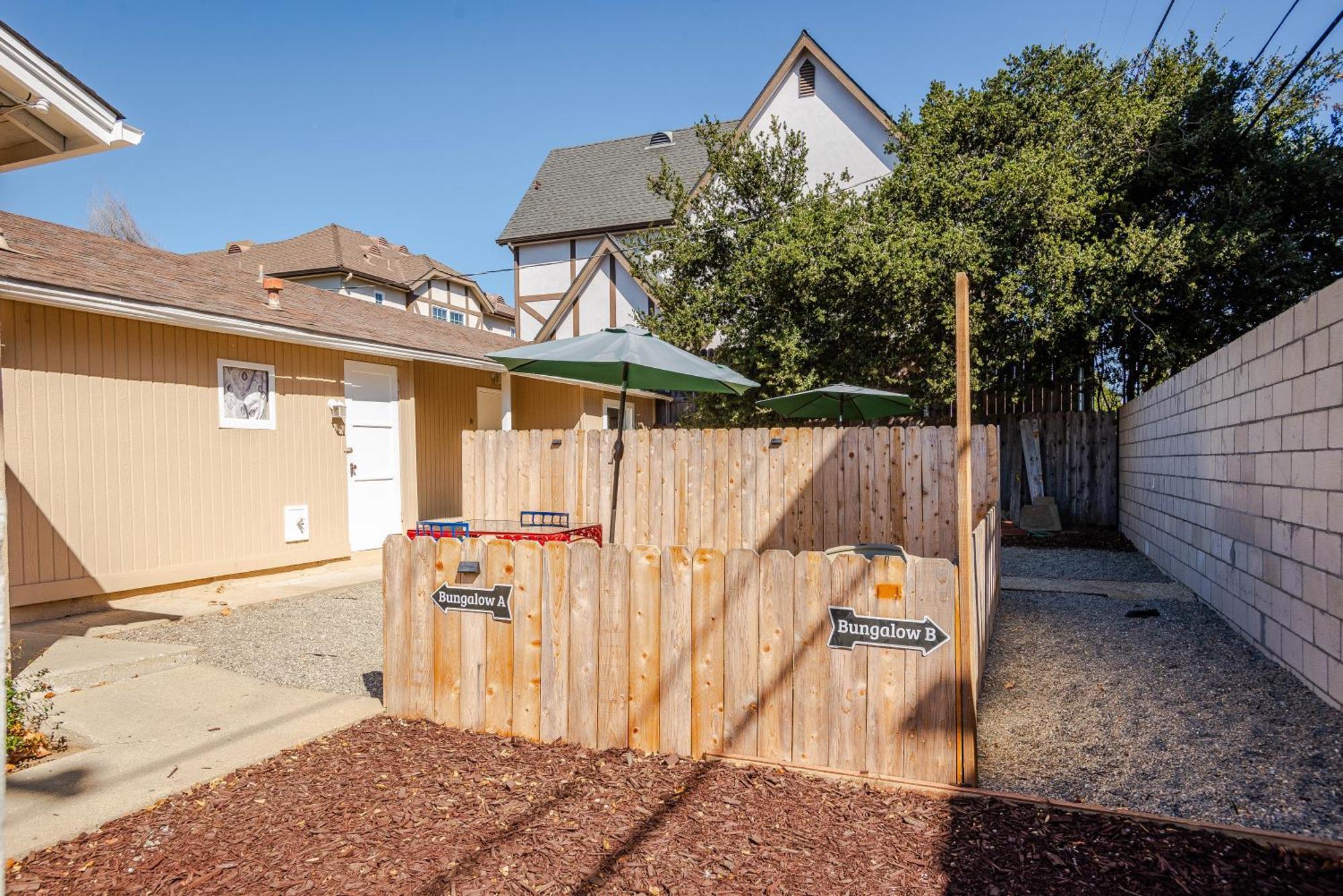 Solvang Bungalow A エクステリア 写真